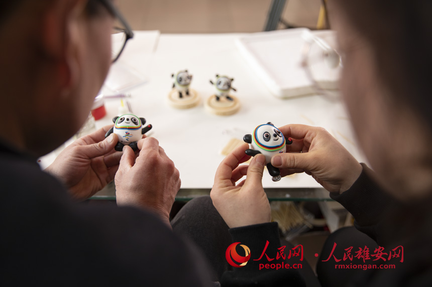 �D�������ڼt�ܷ������ڌ����ܡ����նա��M����������������z