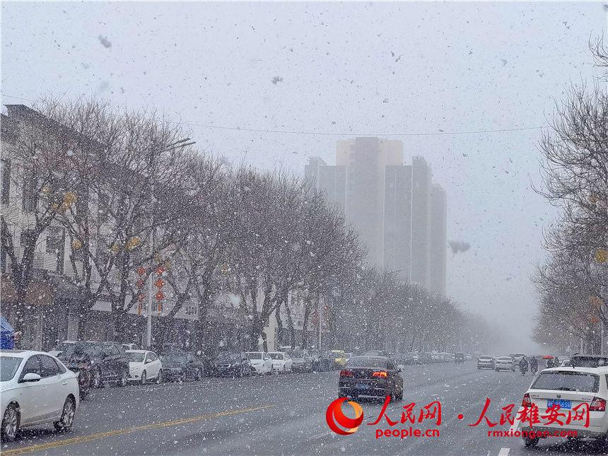 ��ѩ���۰��������� �z