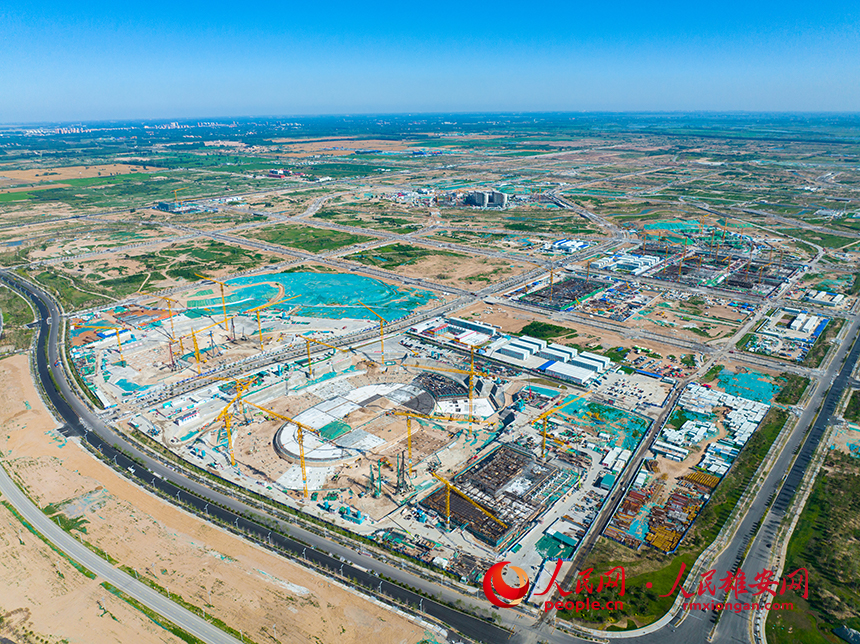 雄安新區啟動區體育中心項目建設現場。人民網 李兆民攝