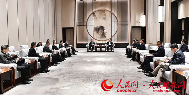 張國華與交通運輸部副部長戴東昌一行舉行工作座談。劉向陽攝