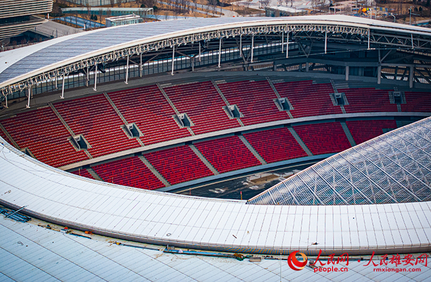 雄安體育場。人民網記者 李兆民攝