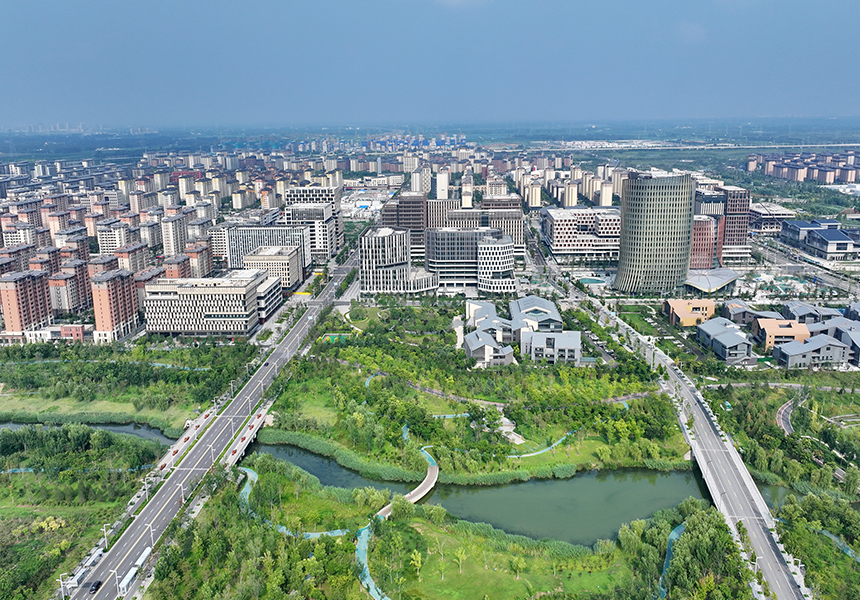 2024年7月31日，雄安新區容東片區（無人機照片）。牟宇攝