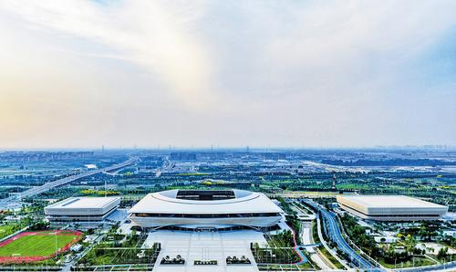 近日航拍的雄安體育中心。