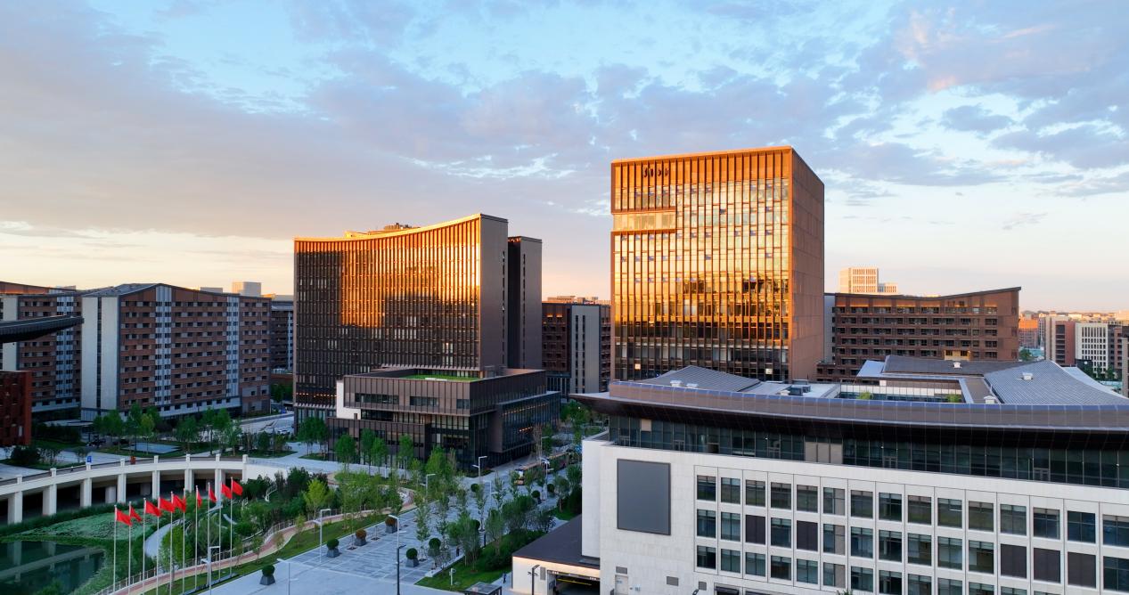 雄安商務服務中心。雄安集團城發公司產業服務中心供圖